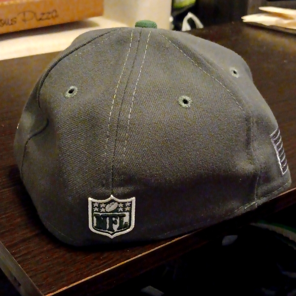 NEW YORK JETS NEW ERA HAT SZ 7 1/2 - Picture 2 of 3